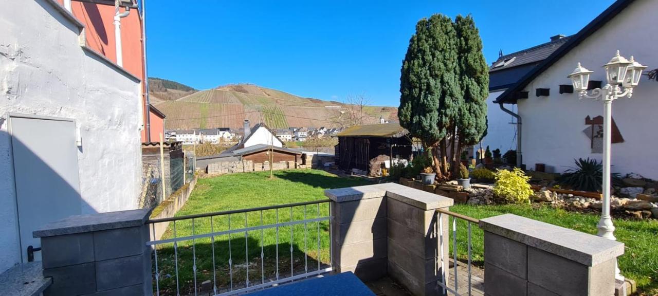 Ferienhaus Schnitzius Kinheim Bagian luar foto