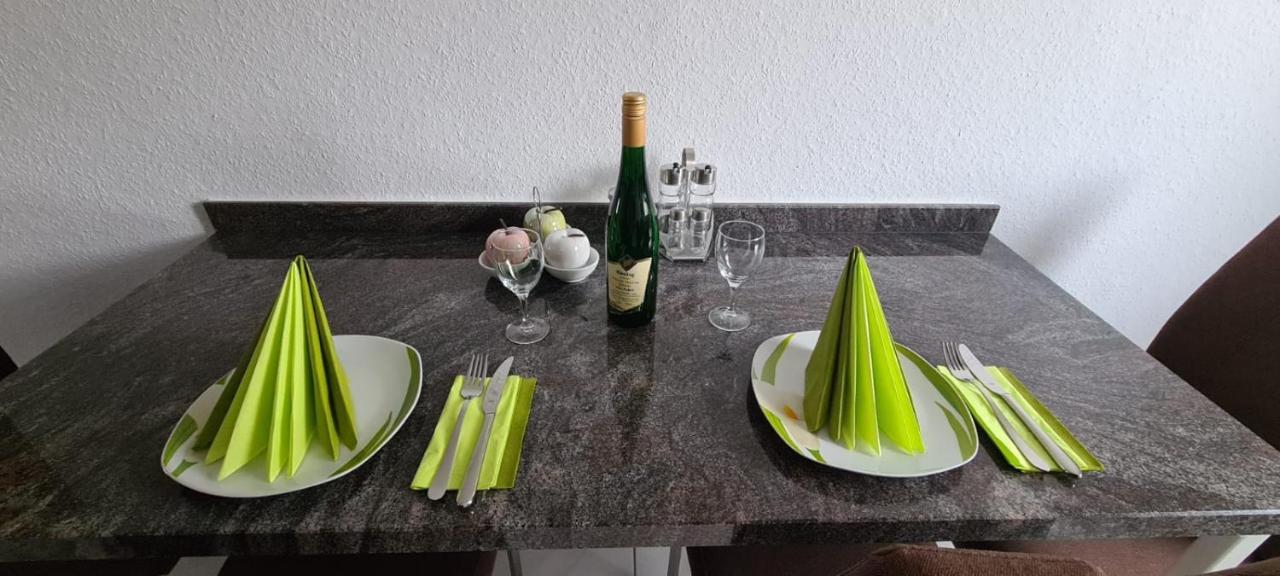 Ferienhaus Schnitzius Kinheim Bagian luar foto